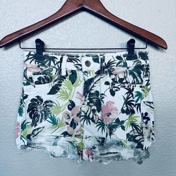 Guess Tropical Floral Cutoff Distressed Shorts 25 - Picture 3 of 5
